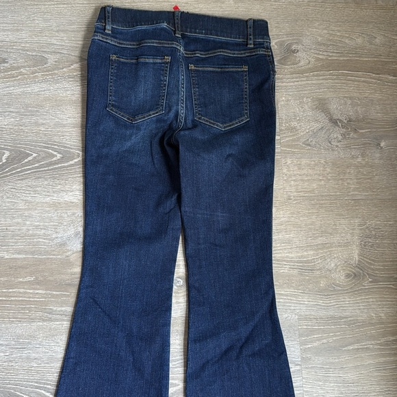 Spanx Flare Jeans, Midnight Shade Small - Picture 12 of 13